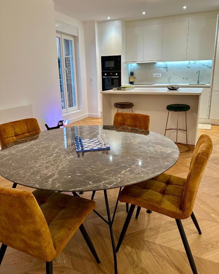 Bel Appartement Avec Parking Au Coeur De Reims Exteriör bild