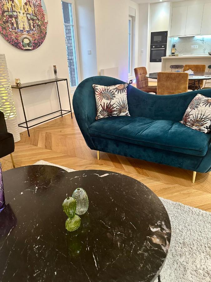 Bel Appartement Avec Parking Au Coeur De Reims Exteriör bild
